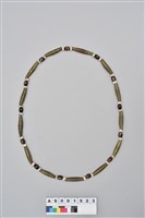 藏品(銅環珠貝頸飾)的圖片